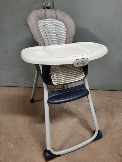 Graco High Chair/Feeding Chair, View more