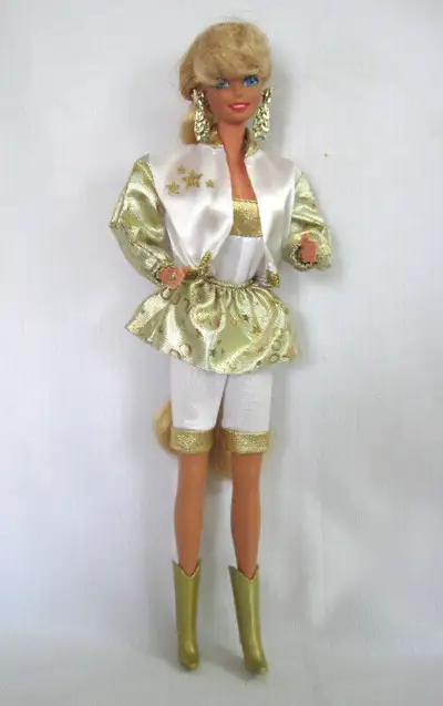 VINTAGE BARBIE 1992 HOLLYWOOD HAIR BARBIE..EXCELLENT., View more