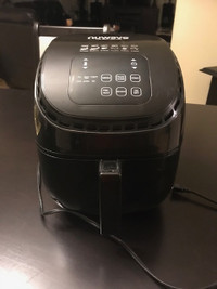 NuWave Brio 3 Quart Non Stick Digital Adjustable Temp Air Fryer