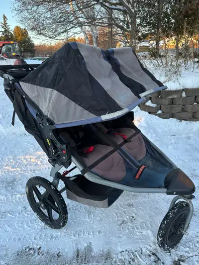 Bob Revolution Duallie double stroller, View more