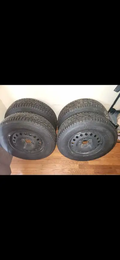 Firestone Winterforce 2 UV 225/70/16 11/32" ( NEW IS 12/32" ) Fits 225/65/17 Other similar sizes 225...