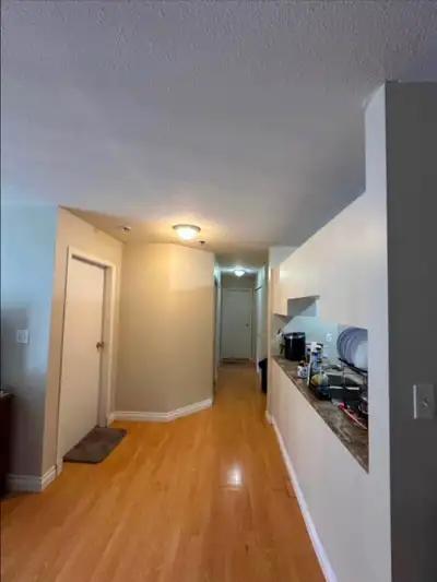 Private room for rent in a spacious 2 bedroom apartment Near UFV 15 minute walk to key bus routes 20...
