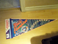 TORONTO BLUE JAYS PENNANT 1992 WORLD CHAMPS