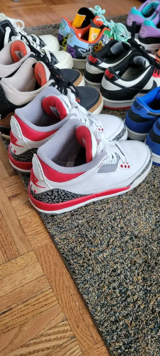Nike Air Jordan 3 Retro in Men's Shoes in City of Toronto - Image 3