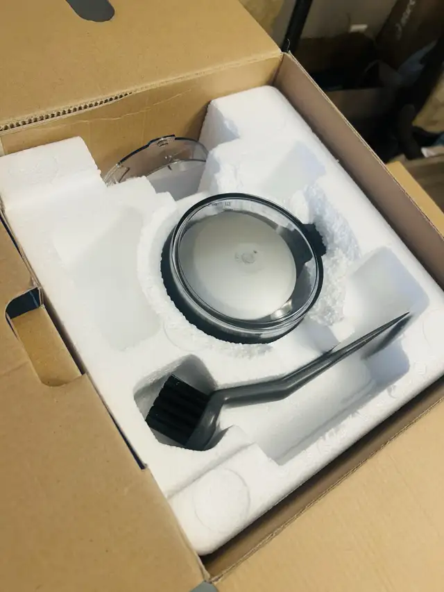 NEW Breville Juice Fountain Compact Centrifugal Juicer - Silver in Processors, Blenders & Juicers in Mississauga / Peel Region - Image 5