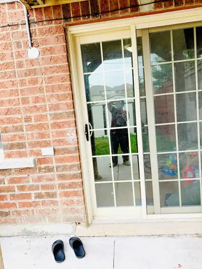 1 bedroom Walkout Basement on Rent