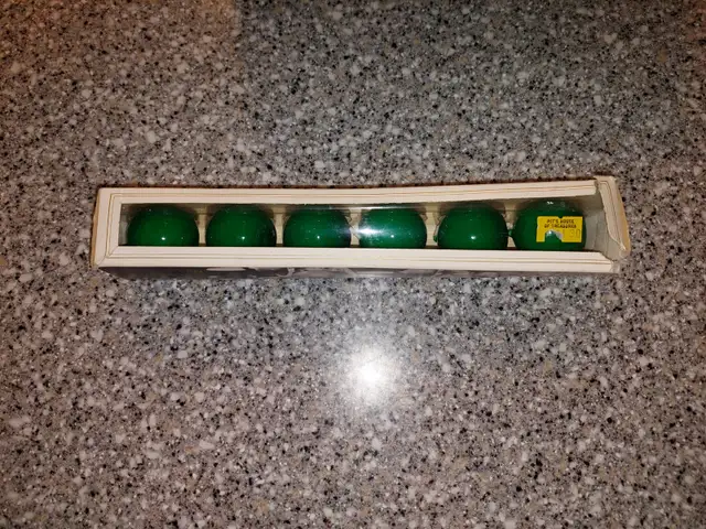 Vintage round decorative candles (6 in total) in Home Décor & Accents in Markham / York Region - Image 4