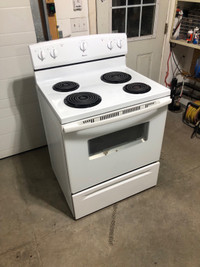 30” Electric Stove