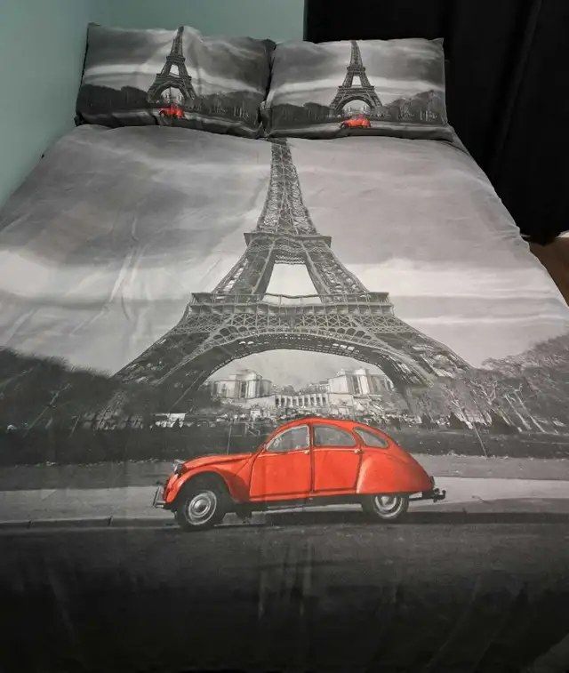 PARIS DECOR~Duvet cover/clock/frame/pictures/jewelry holder+more in Home Décor & Accents in Barrie - Image 2