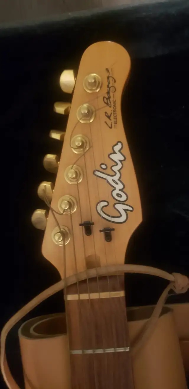  Guitare Godin Acoustique/Électrique – Acou-Caster – Excellent in Guitars in Laval / North Shore - Image 3