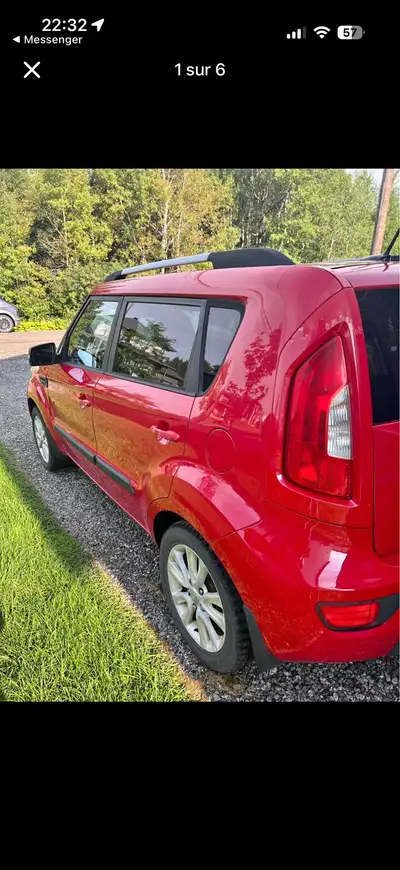 Super clean Kia soûl 2012 only 139000km manual transmission( way better with Kia’s) Everything works...