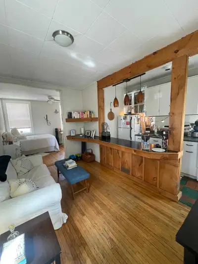 Bachelor apartment in Wortly Village $1700/month Utilities included. Laundry in the building. 1 Driv...