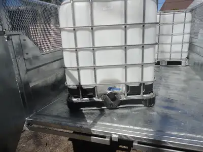 Barils 1000 litres de plastique (Tote), View more