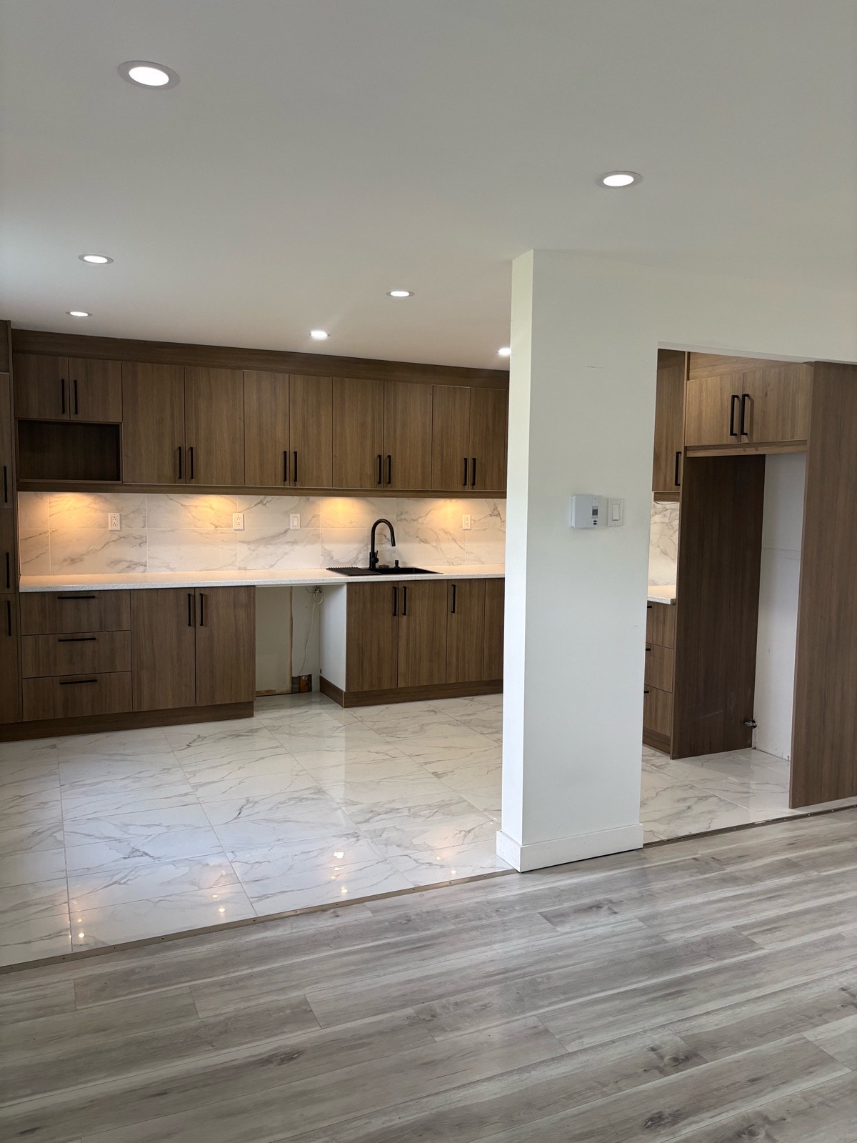 1660 Bd Roland-Therrien — photo 1