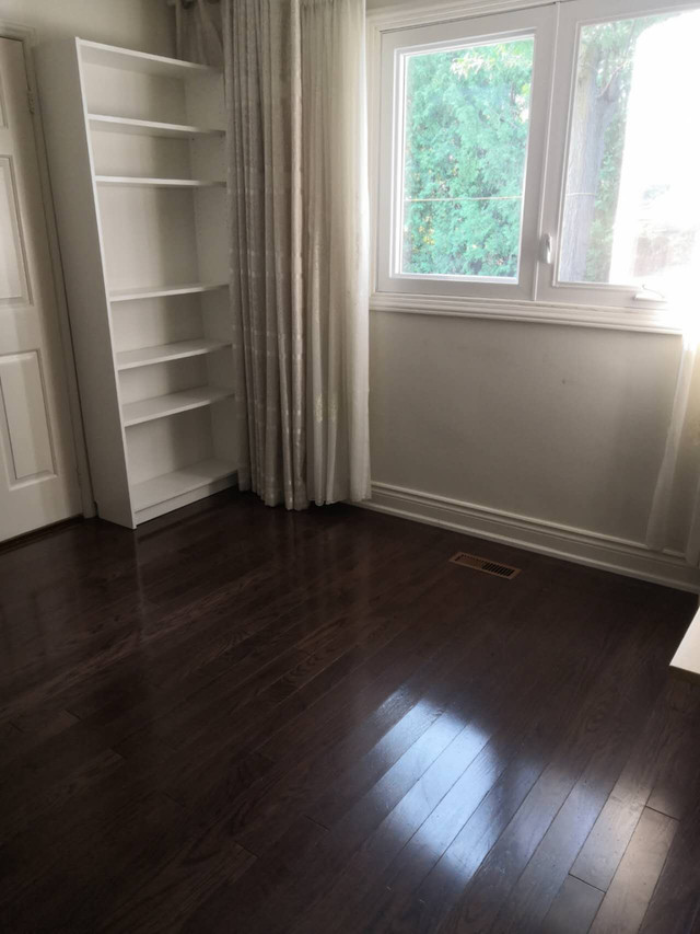 Room for Rent in Room Rentals & Roommates in City of Toronto - Image 2