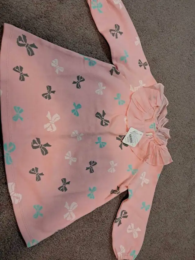 Brand new korean  toddler girl's clothes. Size: 3yrs old.628543952657951225