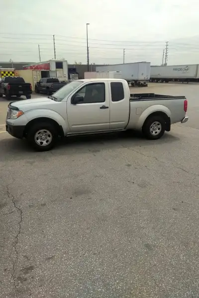 2011 Nissan Frontier S model 2WD 4cyl