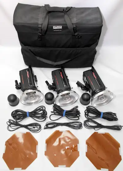 Photogenic 2500DR 1000w/s flash strobes w/4' x 6' Softboxes, View more