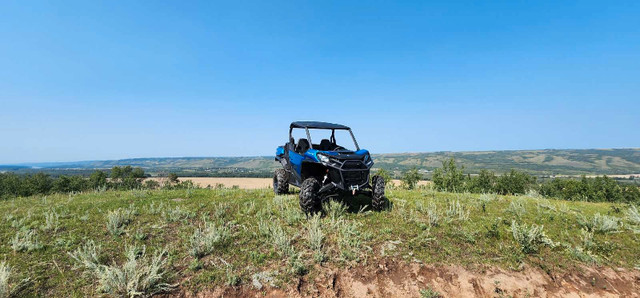 2023 Can Am Commander in ATVs in Calgary - Image 4
