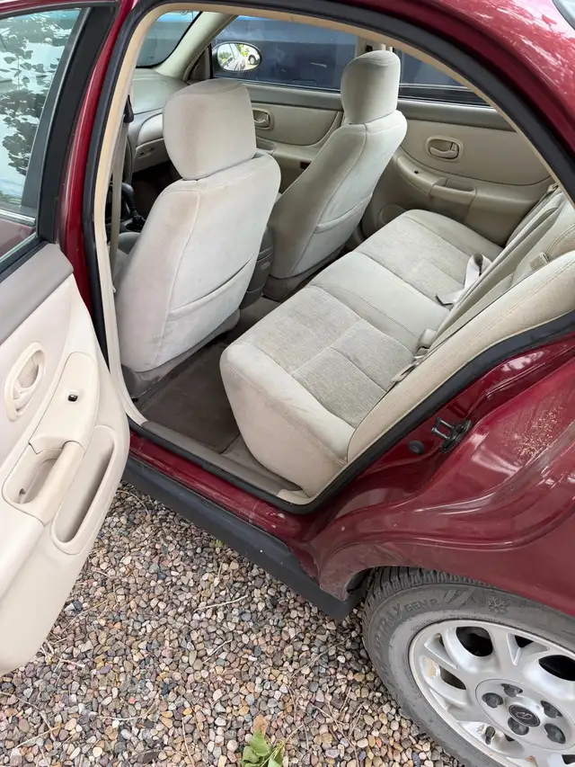 2002 Olds Intergra 563818420294144004