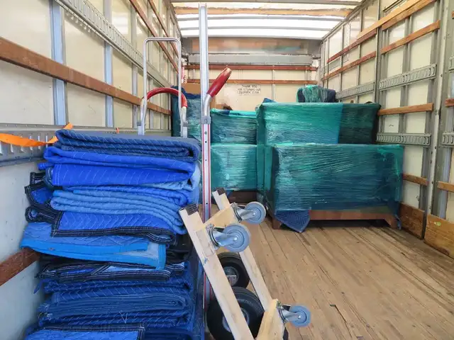 Transport moving 414910612662528001