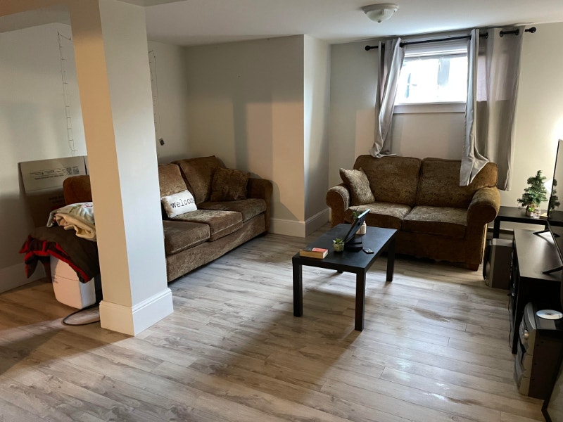 PartiallyFurnished 2 Bedroom Apartment, Larkhall St., Monthly Short