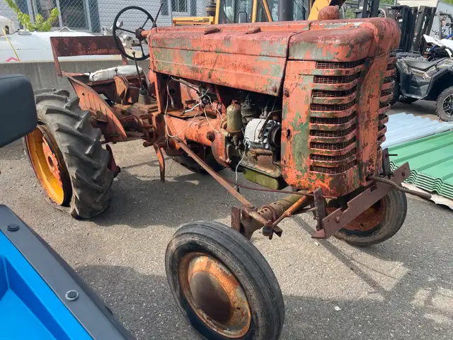 Vintage John Deere tractor in Other in Moncton - Image 2