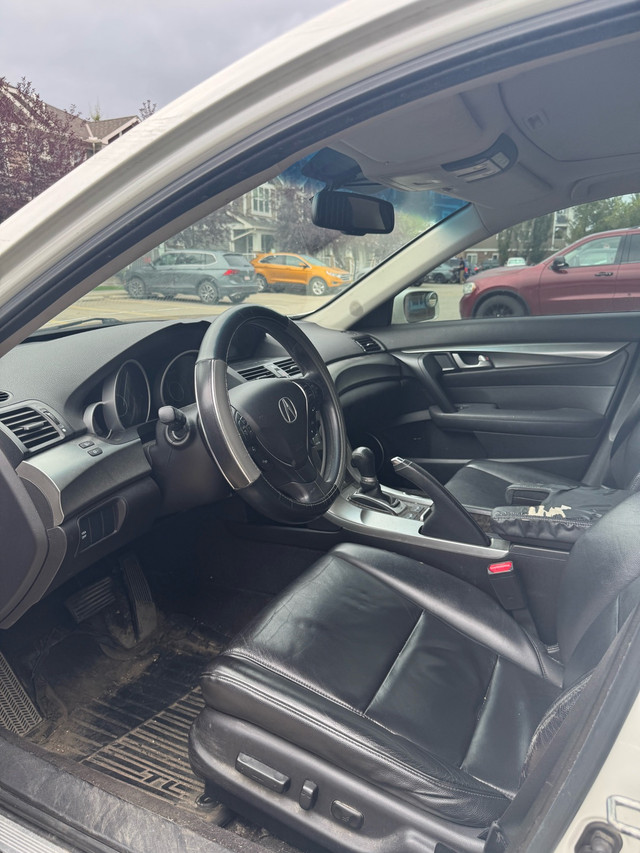 2009 Acura TL in Cars & Trucks in Calgary - Image 2