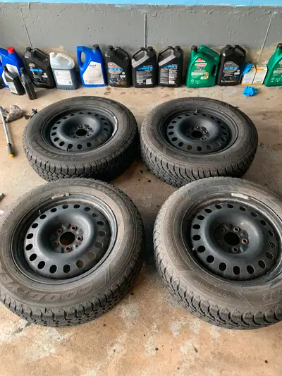 Steel rim with winter tires. 225/65R17. Tires is from 2016, but almost new. Rims will fit Nissan, Ho...