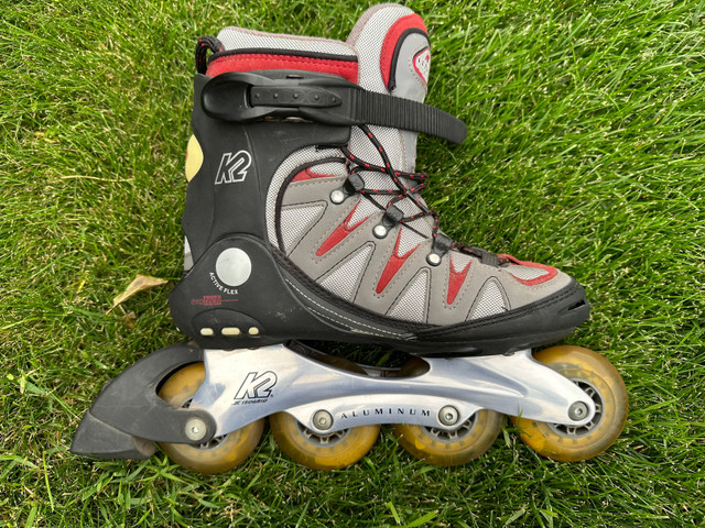 Rollerblades with Knee & Wrist Guards - Size 7.5 in Skates & Blades in Edmonton - Image 2
