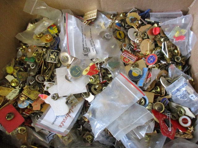 BOXFULL OF OLD LAPEL ENAMEL PINS $1.00 EA. LARGE ASSORTMENT in Arts & Collectibles in Winnipeg - Image 2