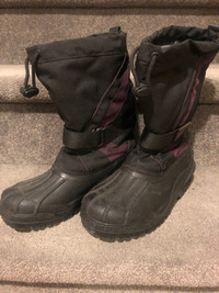 Ladies Weather Spirits waterproof winter boots size 7 - EUC