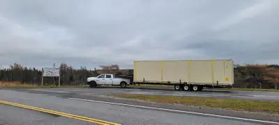 2005 Penner gooseneck trailer, new brakes and bearings, 6 new 14ply tires, 7000lb tor-flex axles, co...