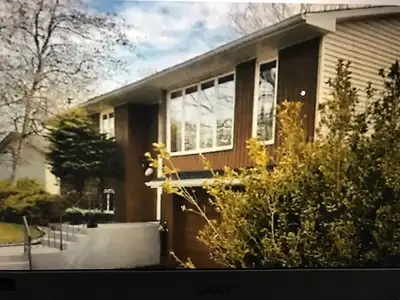 Location, location! Beautiful by-level in the best location in Bridgewater. Very quiet mature treed...