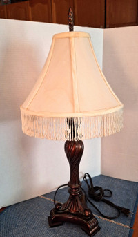 CLASSEY Victorian Lamp