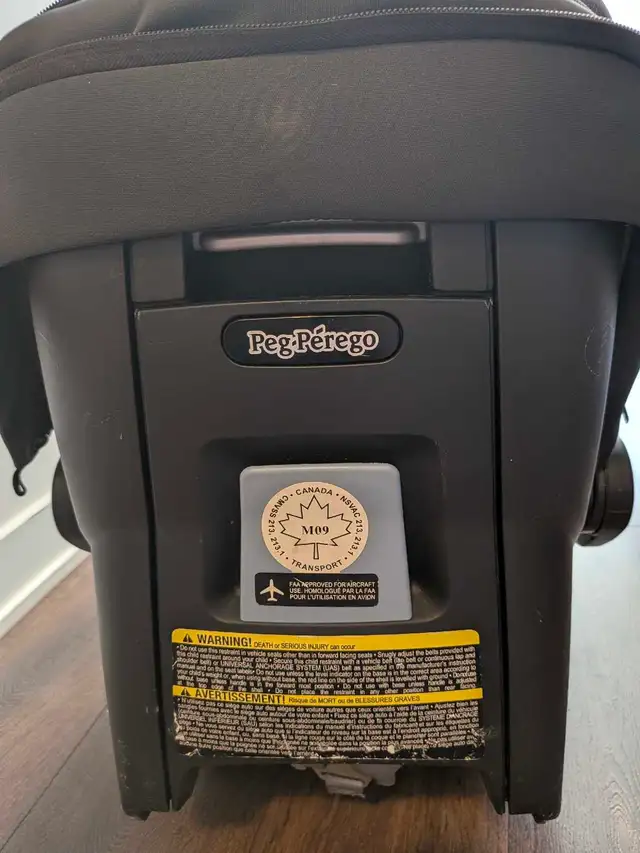 Peg Perego Infant Carrier / Baby Rocker Chair (Indoor Use) in Strollers, Carriers & Car Seats in City of Toronto - Image 6