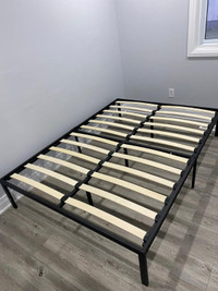 NEW Metal Platform Bed Frame Wood Slat Double Full QUEEN Size