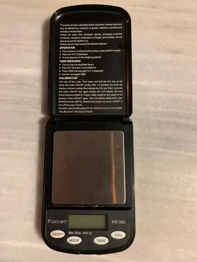 It works perfectly and weighs as low as 0.1g. Good for weighing gold, product, white , green etc.
