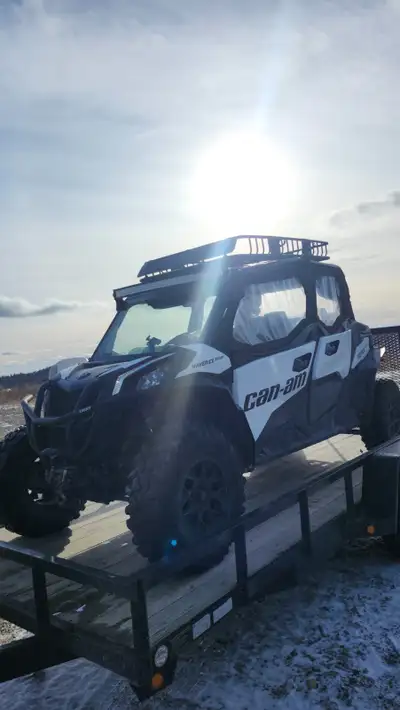 2019 Can Am Maverick 1000r sport. Bike was just recently wrapped White + Can Am decals. Can be easil...