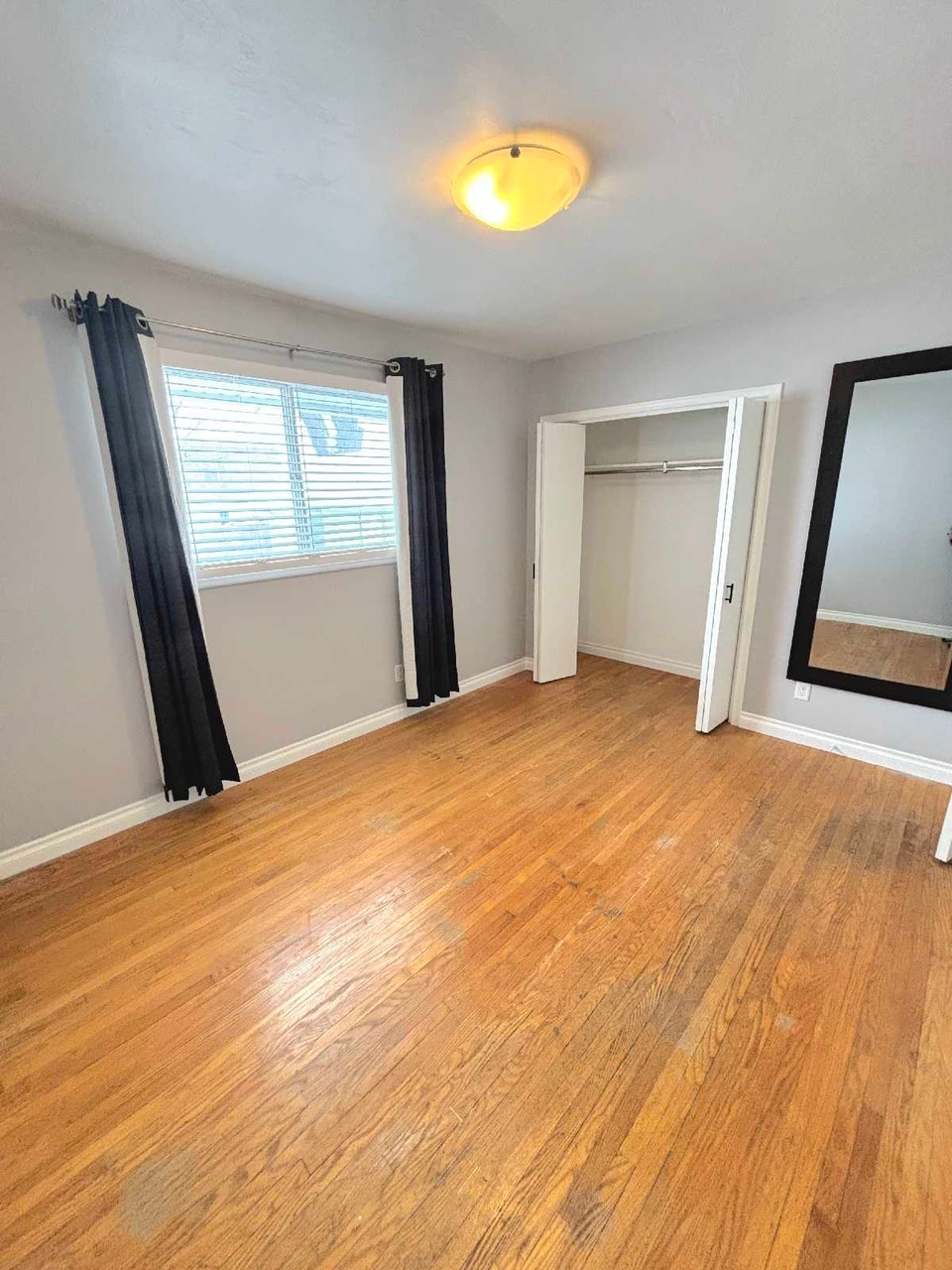 Utilities Included Upper Unit 3BR (2+home office) 4