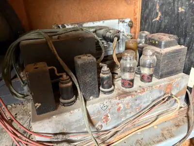 Old vacuum radio tubes….