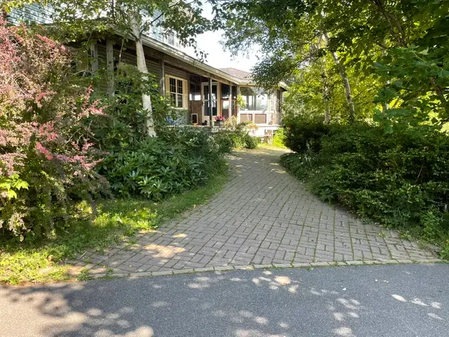 Merb House Executive Unit