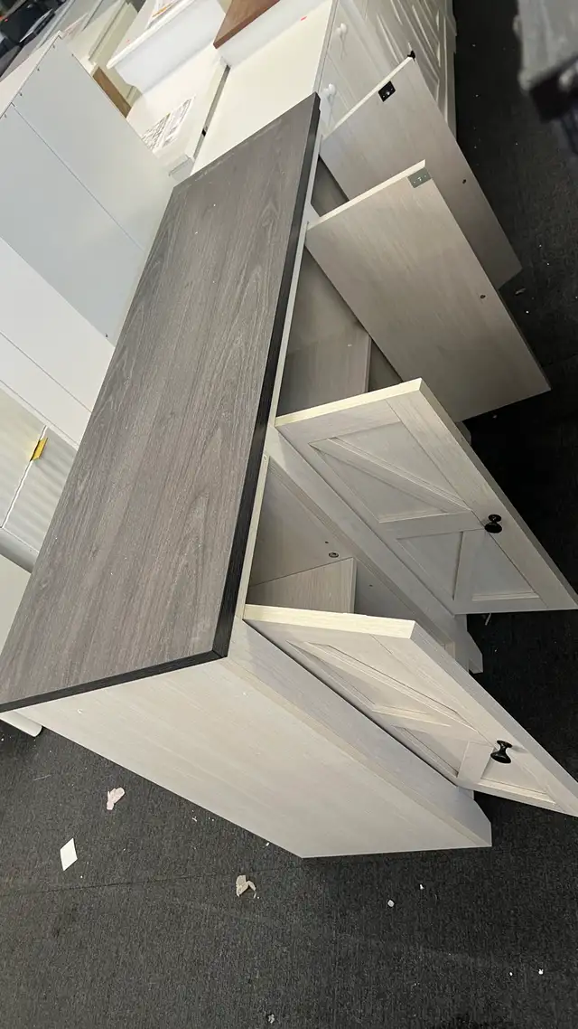 Beautiful Wood grain rustic Sideboard, Buffet Cabinet  in Hutches & Display Cabinets in Markham / York Region - Image 3