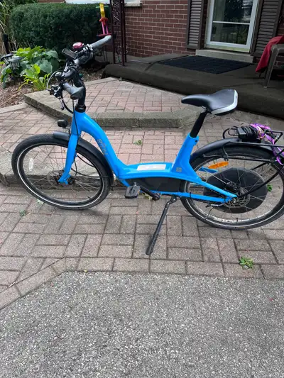 Selling my Elby e-bike, as is, specifically for parts, so please keep this in mind. It's a BionX sys...