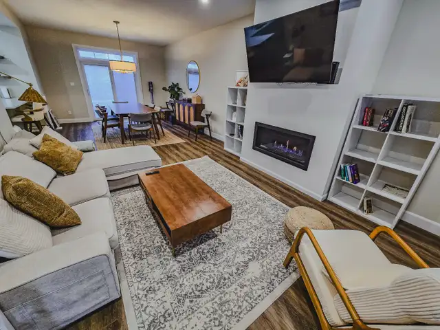New Fully Furnished Beach House for Rent in Ontario in Canada - Image 3