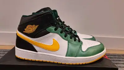 Jordan 1 Mid Retro Sonics, View more