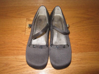 Kenneth cole Dress Shoes -- Size 1 Children