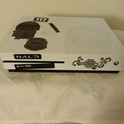 Xbox One S, View more