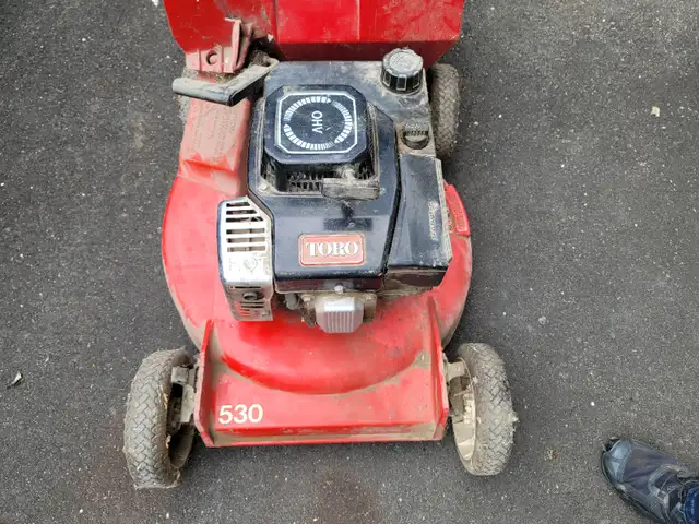 Toro 530 Push Gas Lawnmower in Lawnmowers & Leaf Blowers in Regina - Image 7