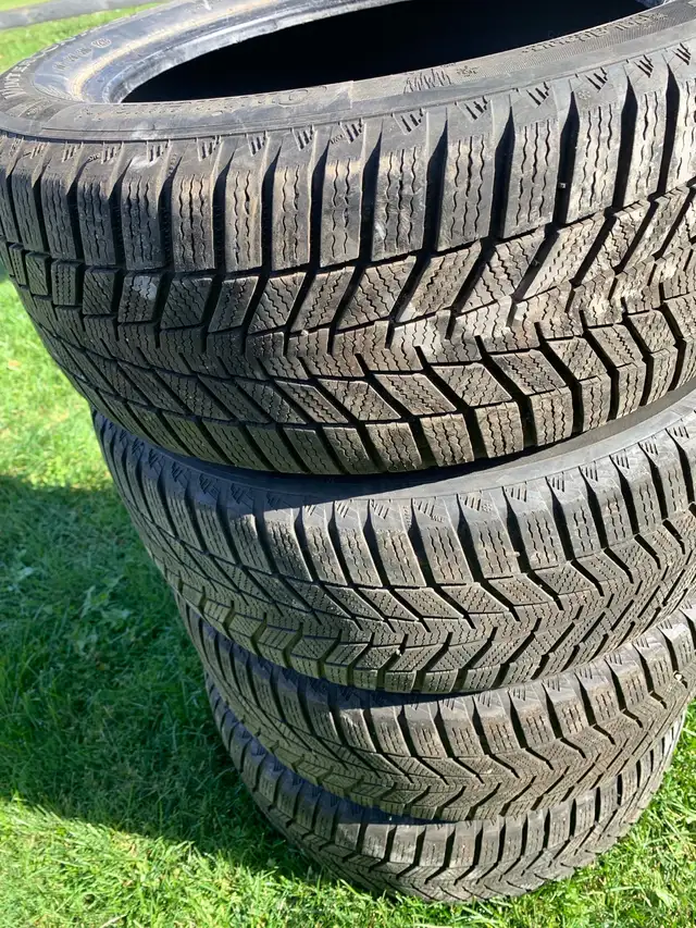 205/55 R16 all season tires | Other | Barrie | Free local classifieds ...